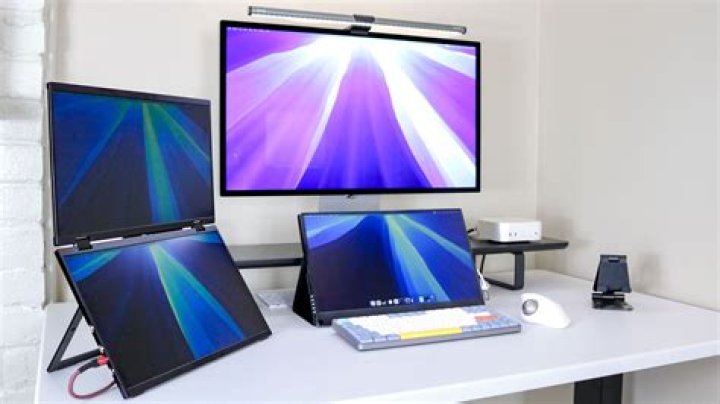Can I sleep one of the displays on a multi-monitor setup?