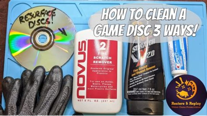 Cleaning disc surface (note: this photo (chemical spray) is from a previous answer.)