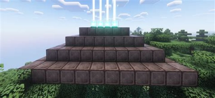 Does a netherite blocks in a beacon make the beacon more powerful?