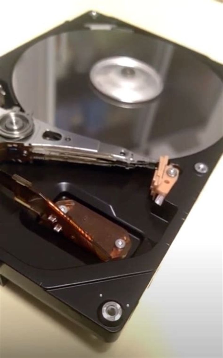 Does anyone know why my hard disk heads seem to be stuck on the platters?
