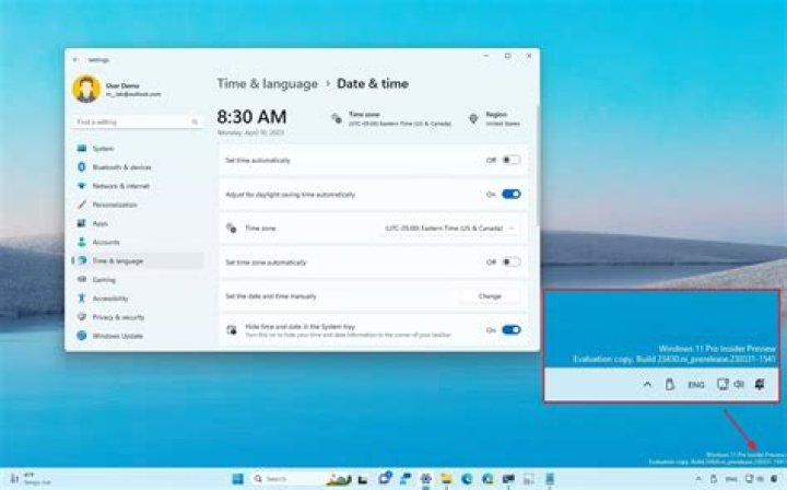 How can I hide the clock from Windows 10 taskbar