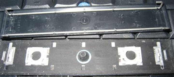 How do I re-attach my spacebar key (I took it off)?