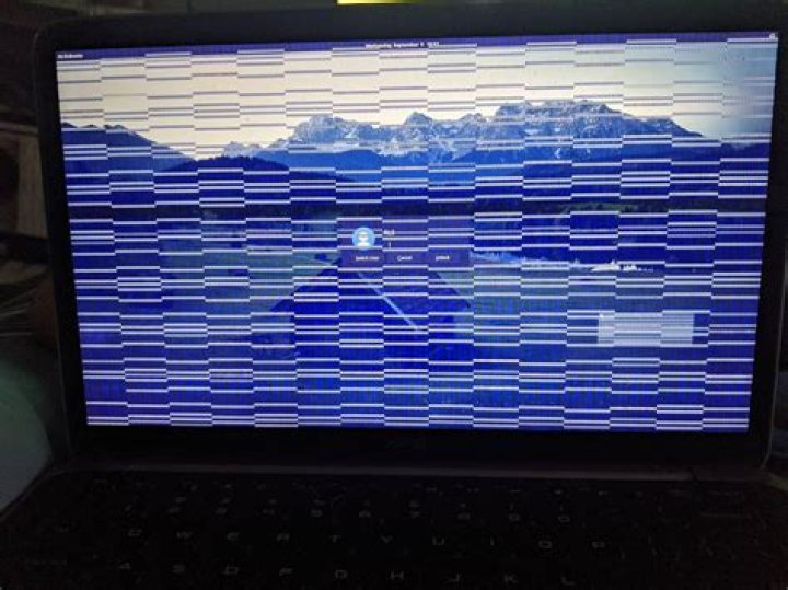 Laptop lcd freezes and fades white sometimes (or short horizontal lines on black background), does this indicate a problem with the LVDS cable?