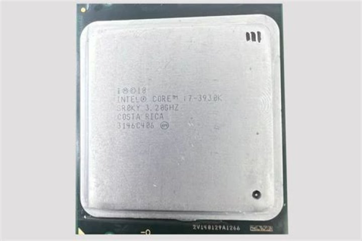 LGA 2011 socket (i7-3930K) pin DDR2_CS_N[5] SSTL broken. Socket is toast?
