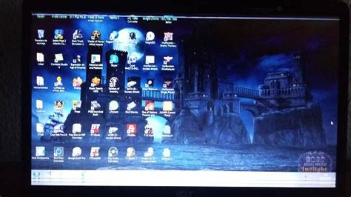 Lines and trembling in Acer laptop screen