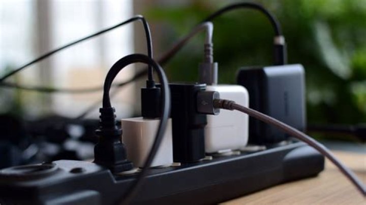Low performance when charger is plugged in