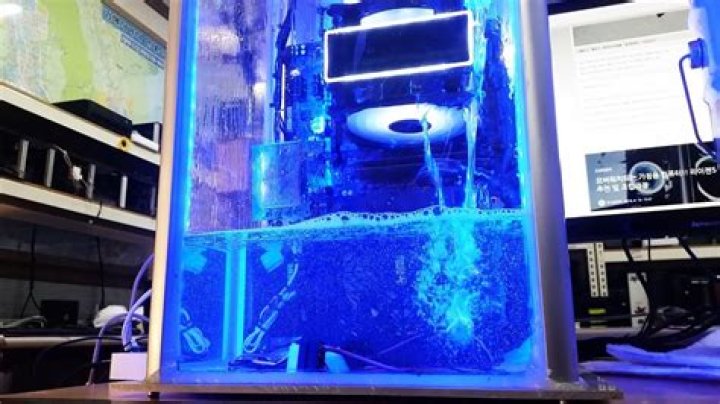 PC Submerged in Mineral Oil: Operating Temps / Warm Environment
