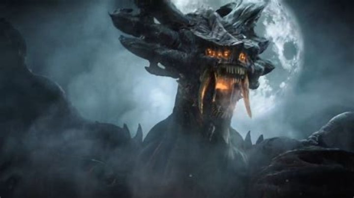 There is a quick and/or accurate way to kill a crystal lizard in Demon's Souls?