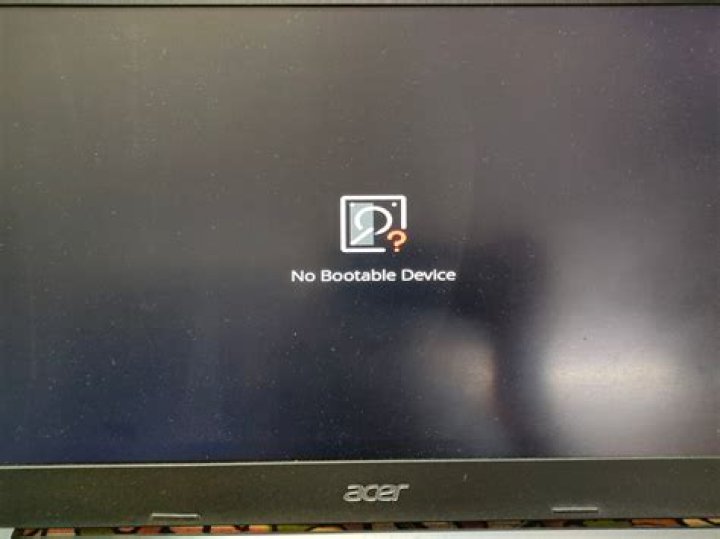 Unable to boot after 17.10 installation - 