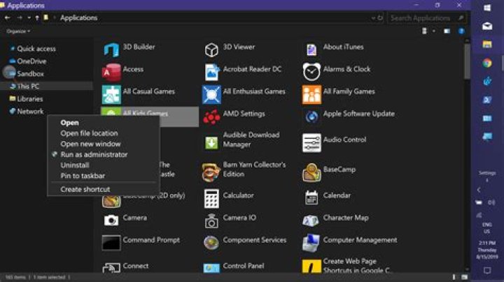What is that `Applications` folder in Windows 10 and how to get rid of it?