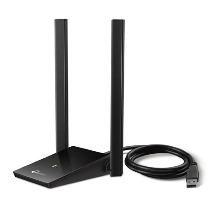 Wireless Adapter connected with two antennas, notice the on LED vs the off LED
